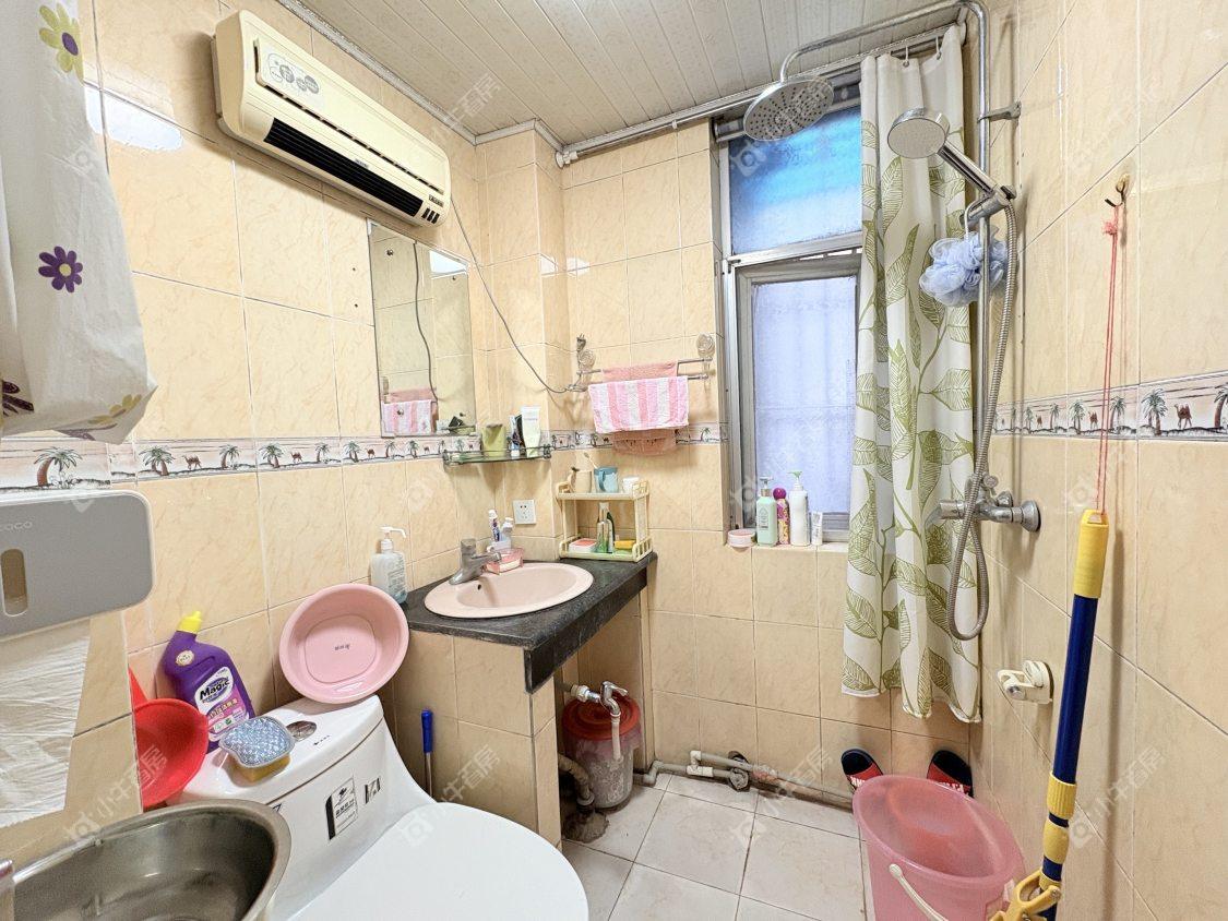 镇江凤凰新村在售二手房源室内图_小牛看房