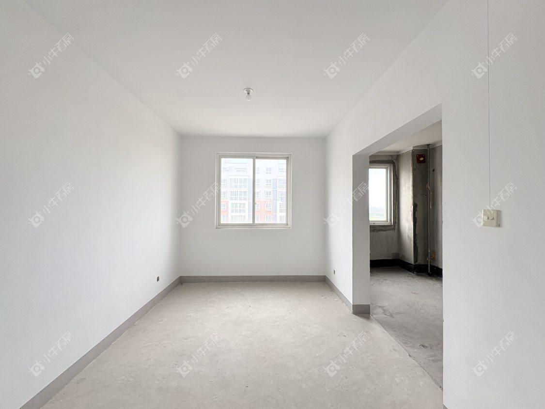 镇江迈村新城在售二手房源室内图_小牛看房