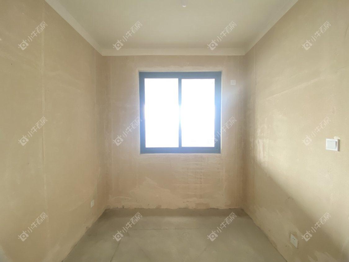 镇江融创华南映在售二手房源室内图_小牛看房