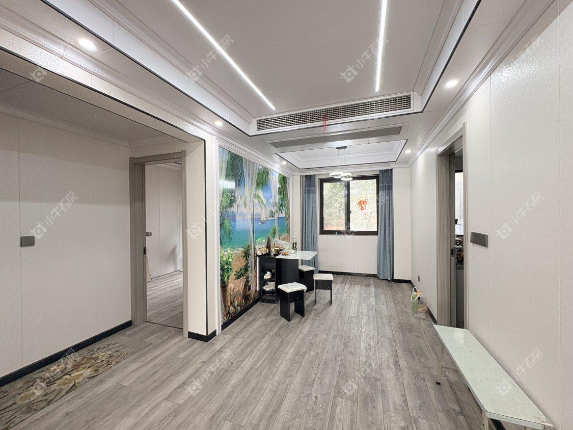 镇江珑蟠里在售二手房源室内图_小牛看房