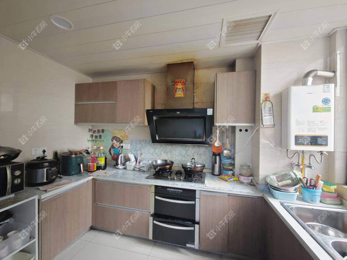 镇江凤凰国际在售二手房源室内图_小牛看房