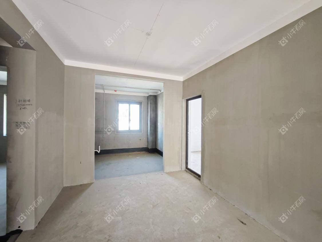 镇江凤凰郡在售二手房源室内图_小牛看房