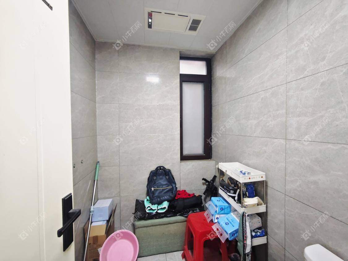 镇江天颐城在售二手房源室内图_小牛看房