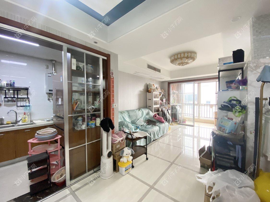 镇江城市绿洲在售二手房源室内图_小牛看房