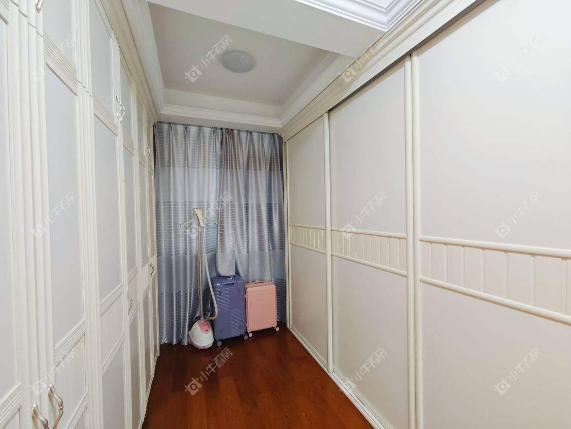 镇江滨河凤凰城在售二手房源室内图_小牛看房