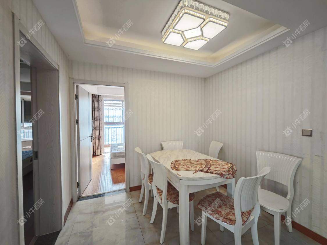 镇江美亚华悦在售二手房源室内图_小牛看房