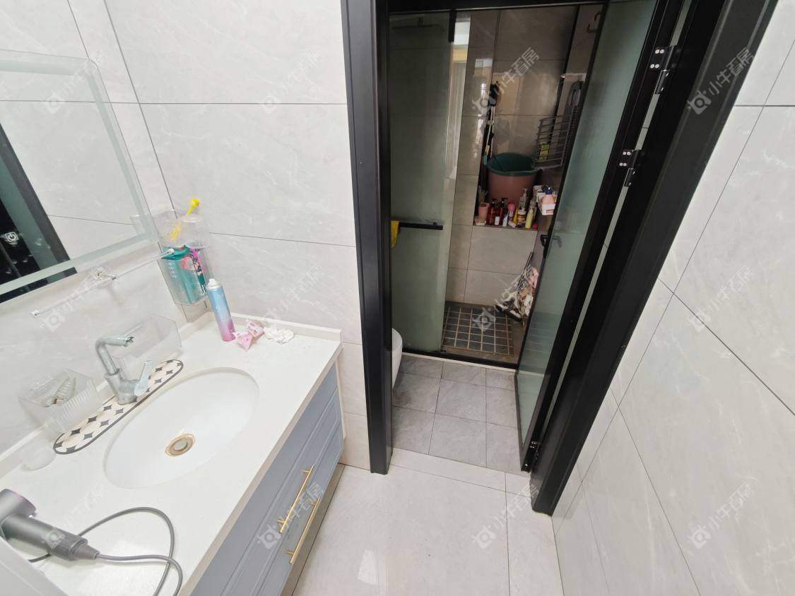 镇江凤熹台在售二手房源室内图_小牛看房