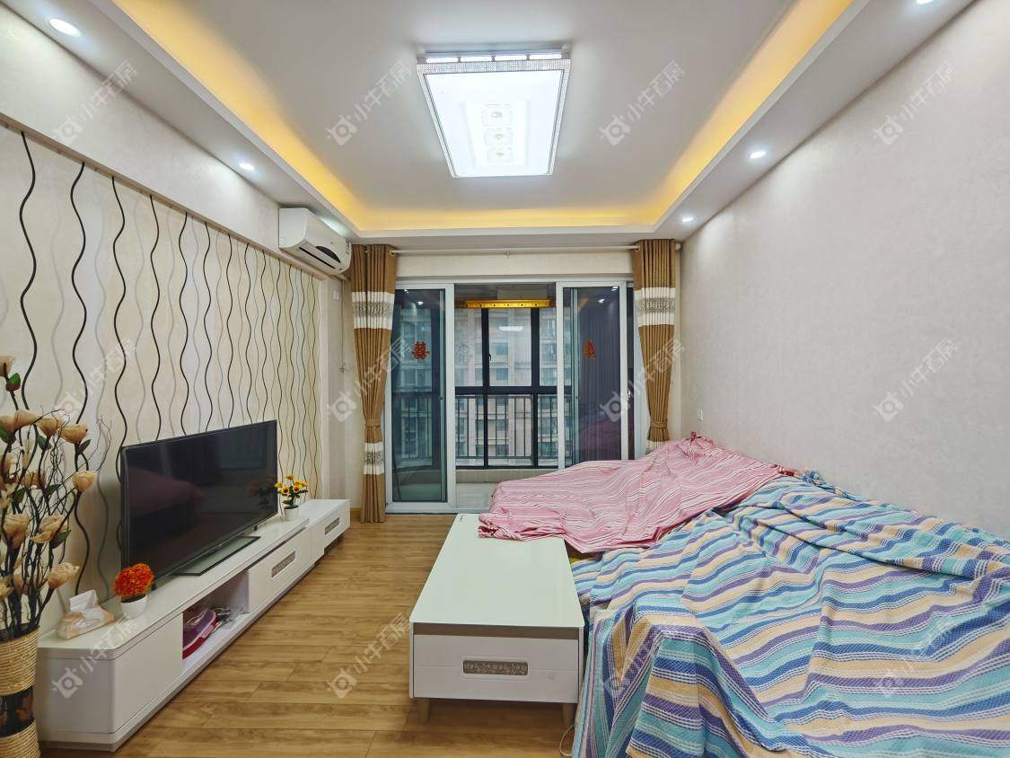 镇江碧桂园在售二手房源室内图_小牛看房