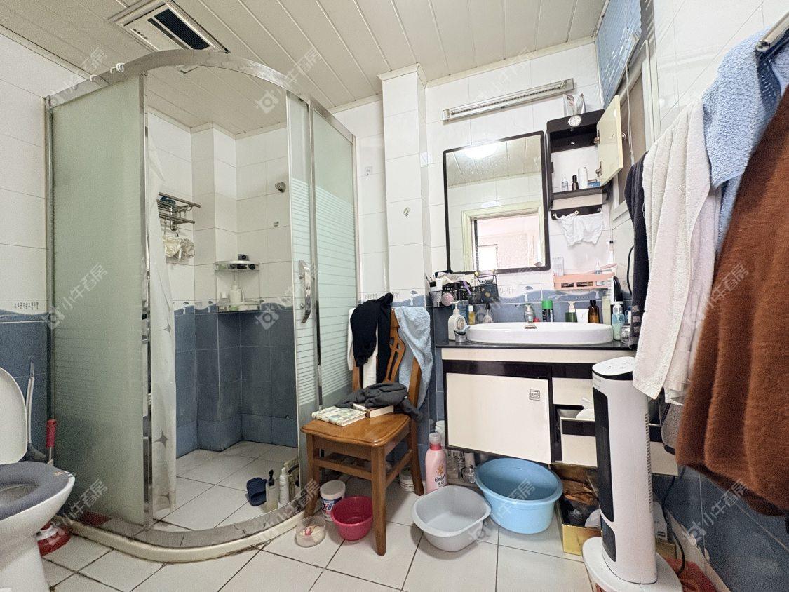 镇江凤凰新村在售二手房源室内图_小牛看房