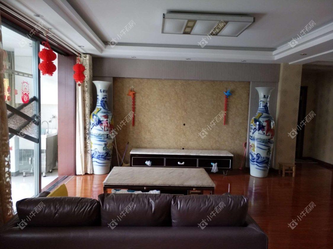 镇江佳景天城在售二手房源室内图_小牛看房