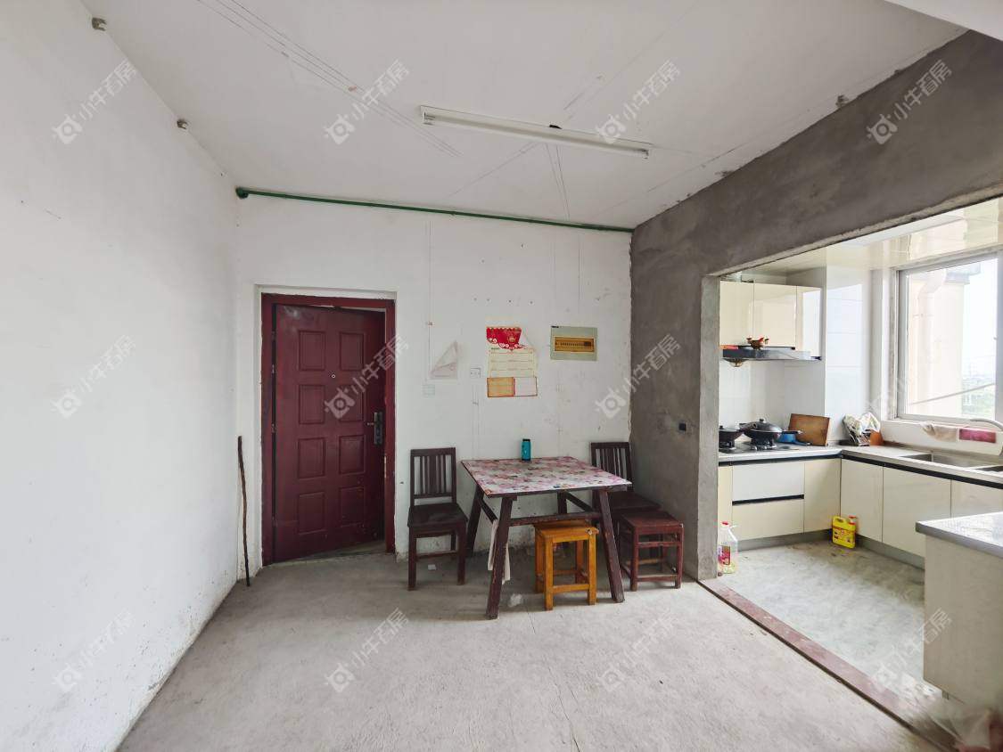 镇江河阳新城在售二手房源室内图_小牛看房