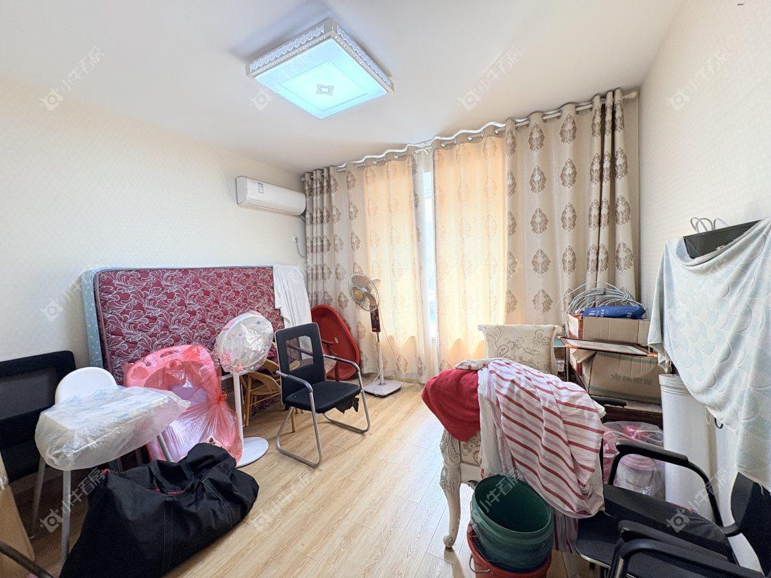 镇江东南新城在售二手房源室内图_小牛看房