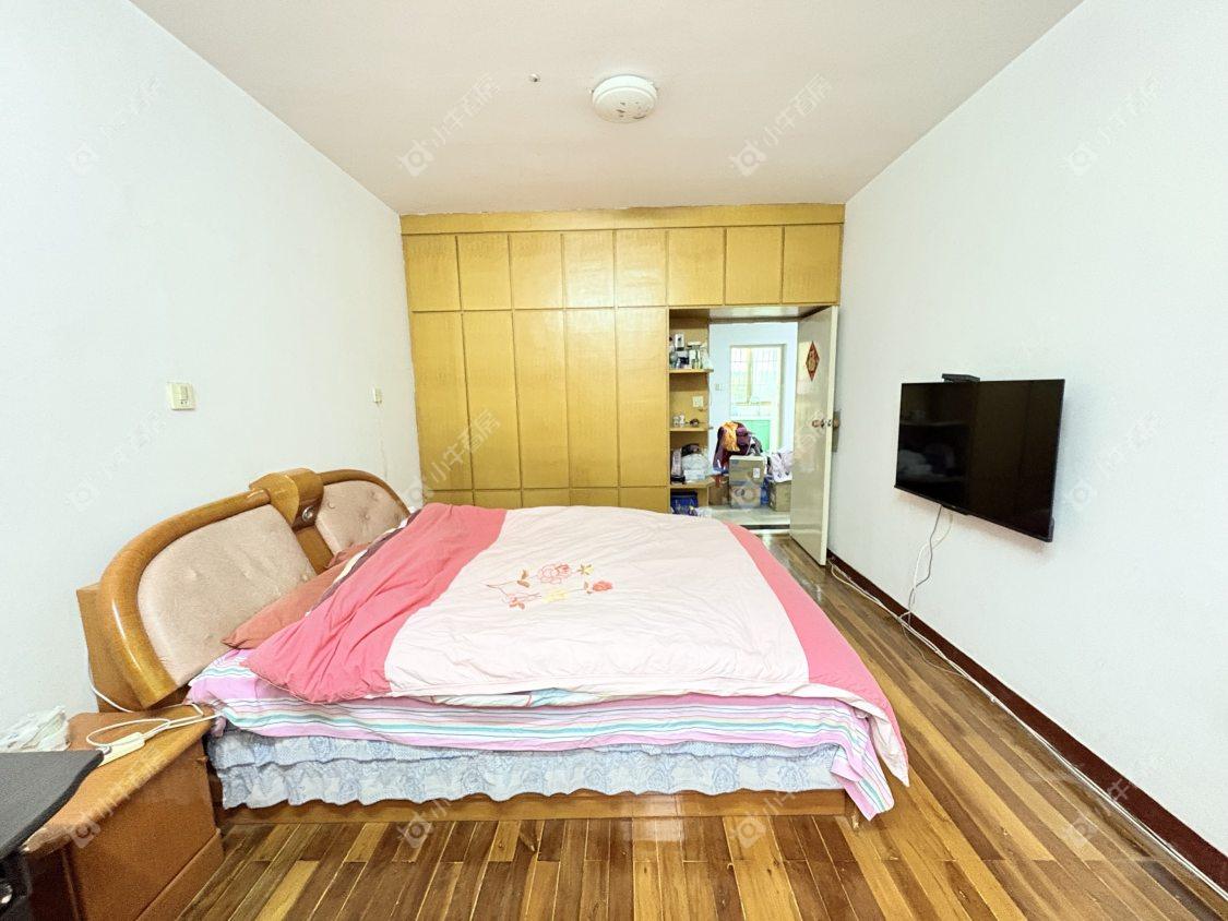 镇江凤凰新村在售二手房源室内图_小牛看房