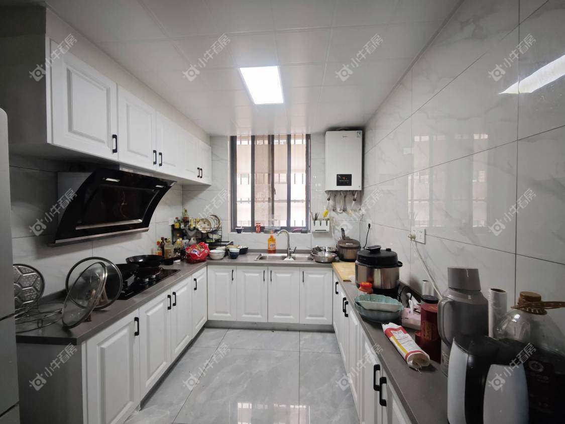 镇江中山路云阳医院住宅楼在售二手房源室内图_小牛看房