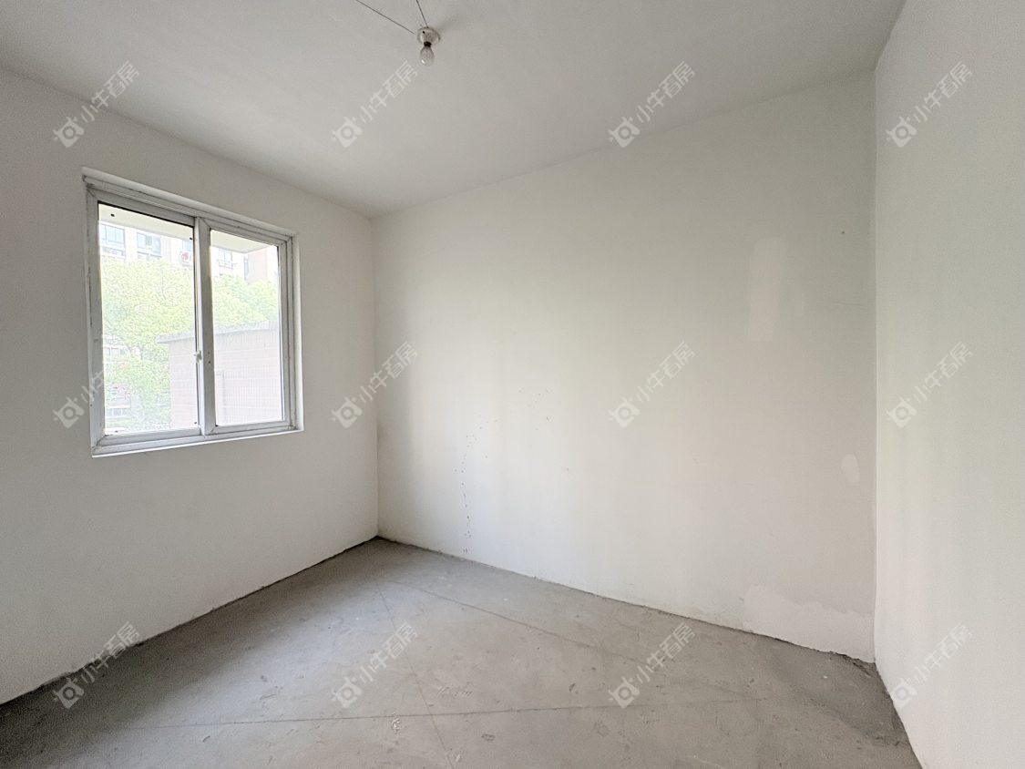 镇江东南新城在售二手房源室内图_小牛看房