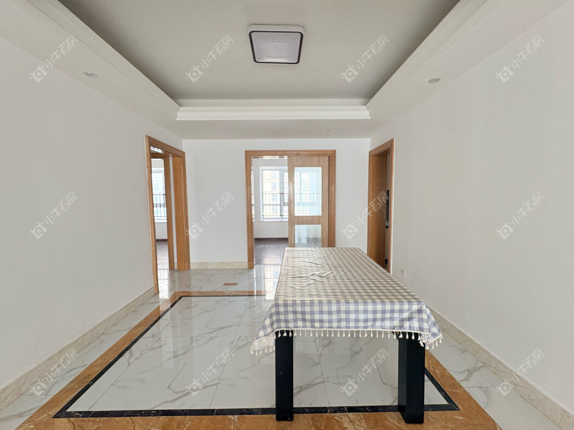 镇江碧桂园在售二手房源室内图_小牛看房