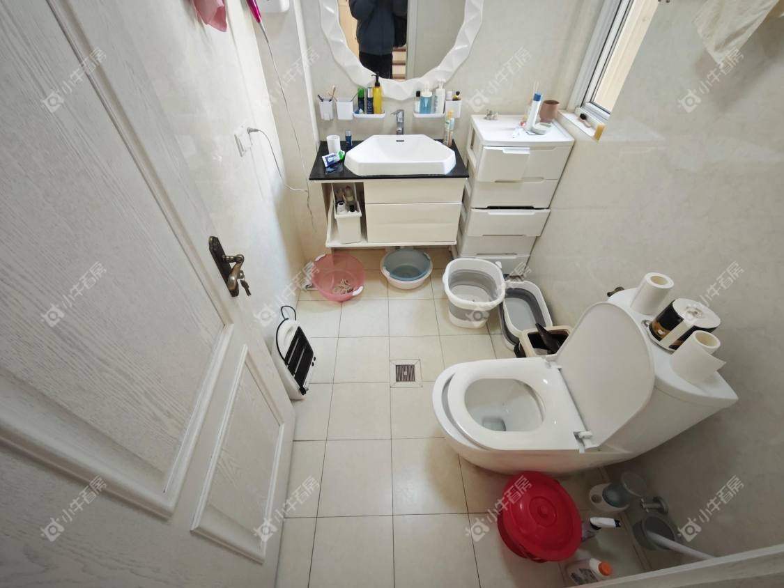 镇江凰嘉花苑在售二手房源室内图_小牛看房