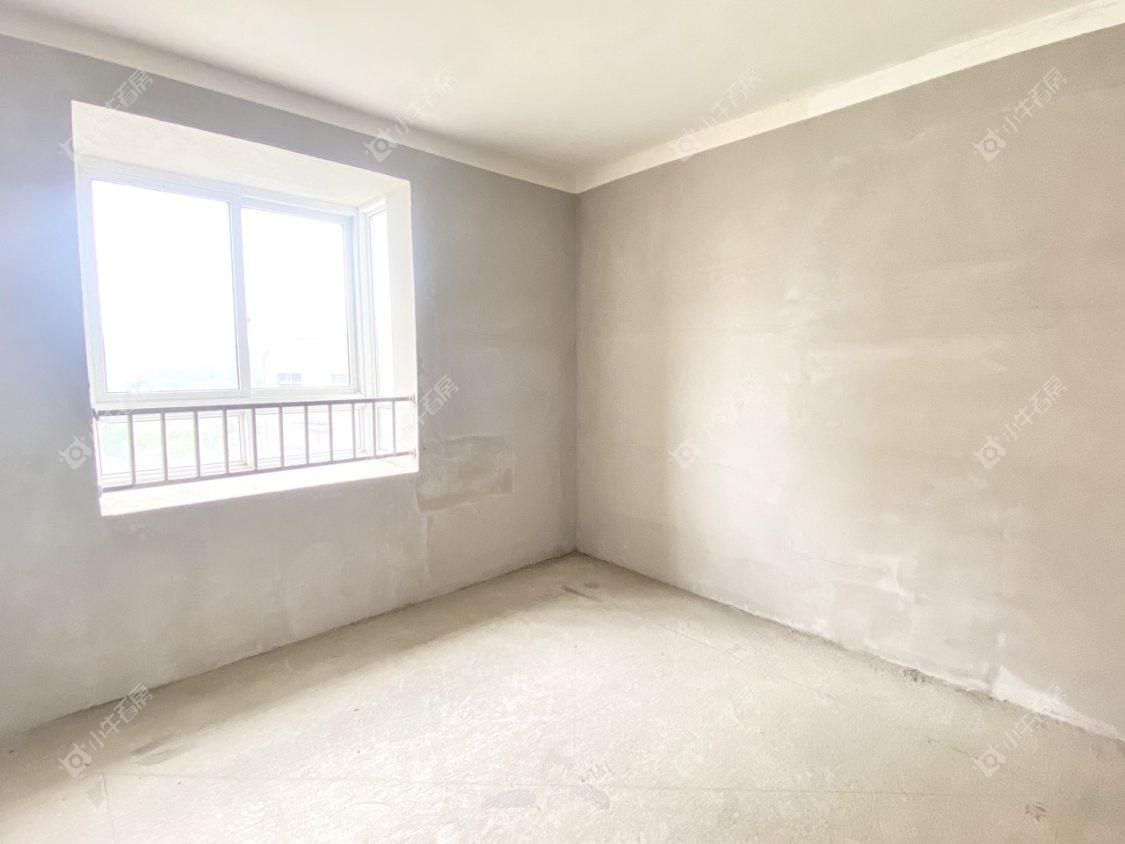 镇江和谐里在售二手房源室内图_小牛看房