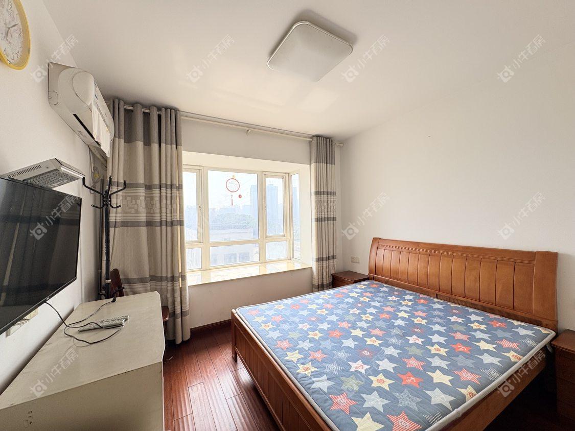 镇江东方盛世在售二手房源室内图_小牛看房