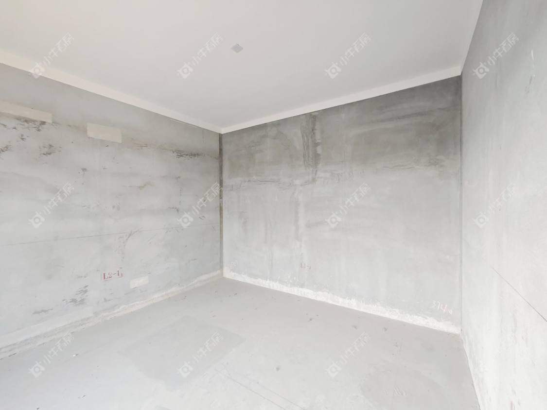 镇江碧桂园樾府在售二手房源室内图_小牛看房