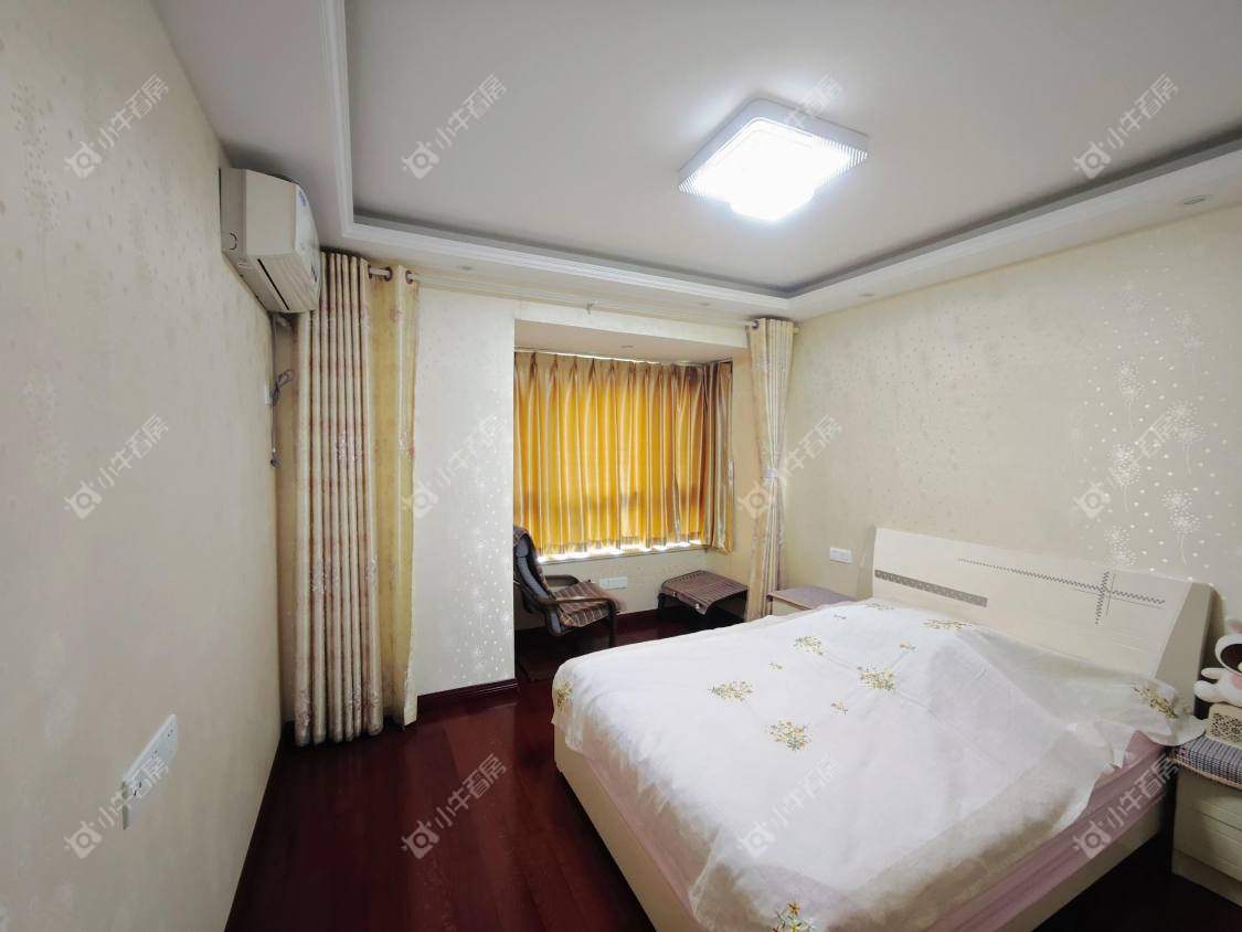 镇江美亚华悦在售二手房源室内图_小牛看房