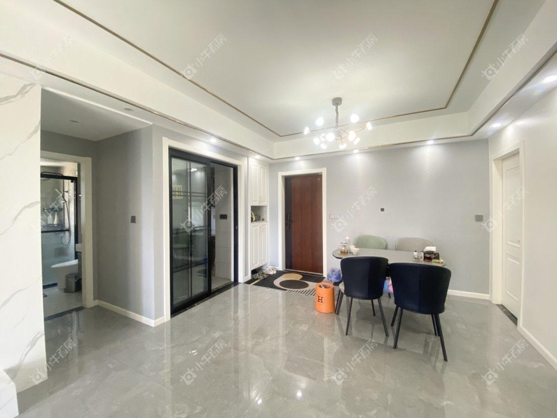 镇江华都幸福里在售二手房源室内图_小牛看房