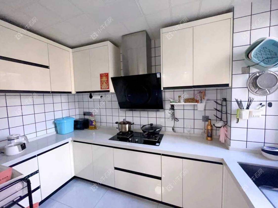 镇江华都锦城在售二手房源室内图_小牛看房