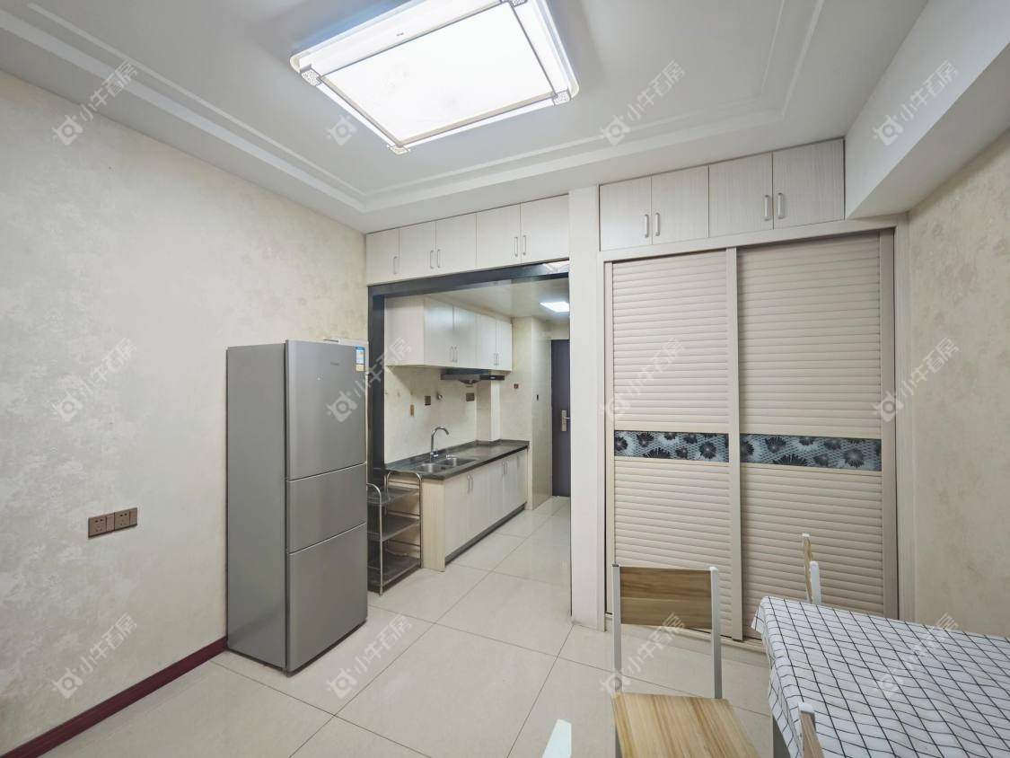 镇江碧桂园在售二手房源室内图_小牛看房