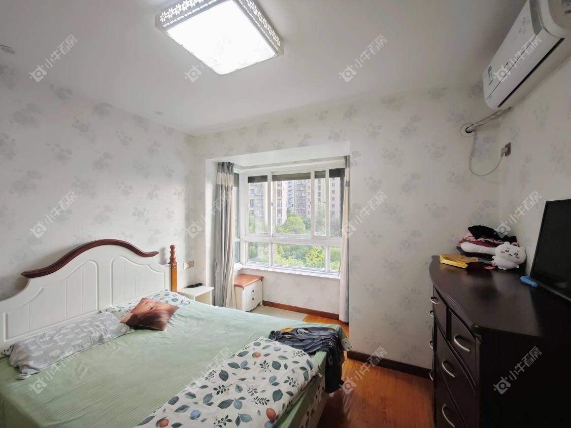 镇江美亚华悦在售二手房源室内图_小牛看房