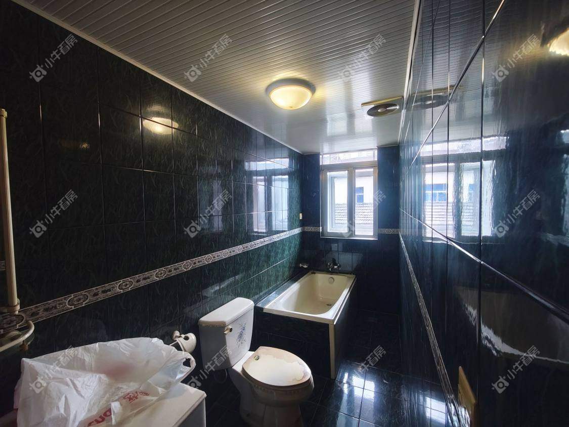 镇江商业街在售二手房源室内图_小牛看房