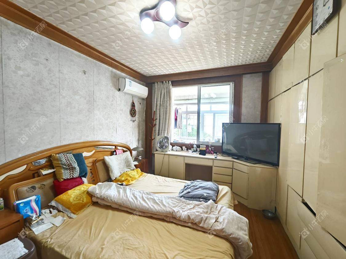 镇江生资公司公寓在售二手房源室内图_小牛看房