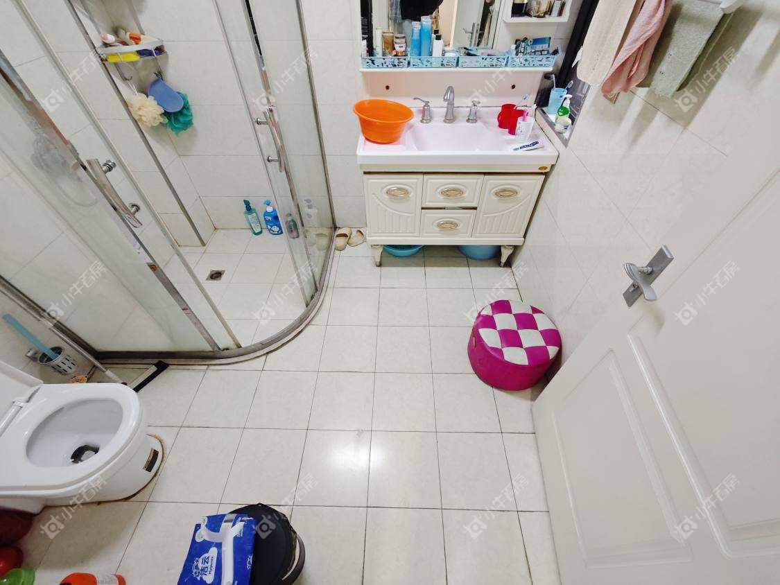 镇江滨河凤凰城在售二手房源室内图_小牛看房