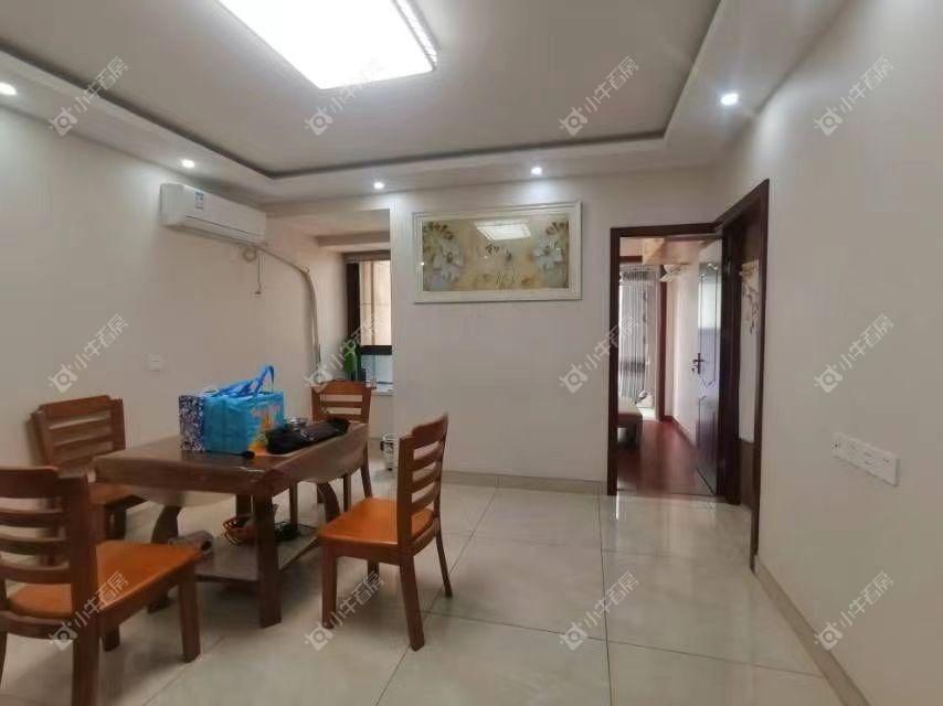 镇江荣城国际一期在售二手房源室内图_小牛看房