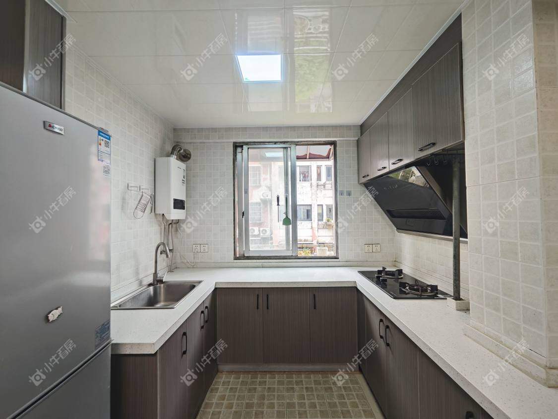 镇江金虹花园在售二手房源室内图_小牛看房