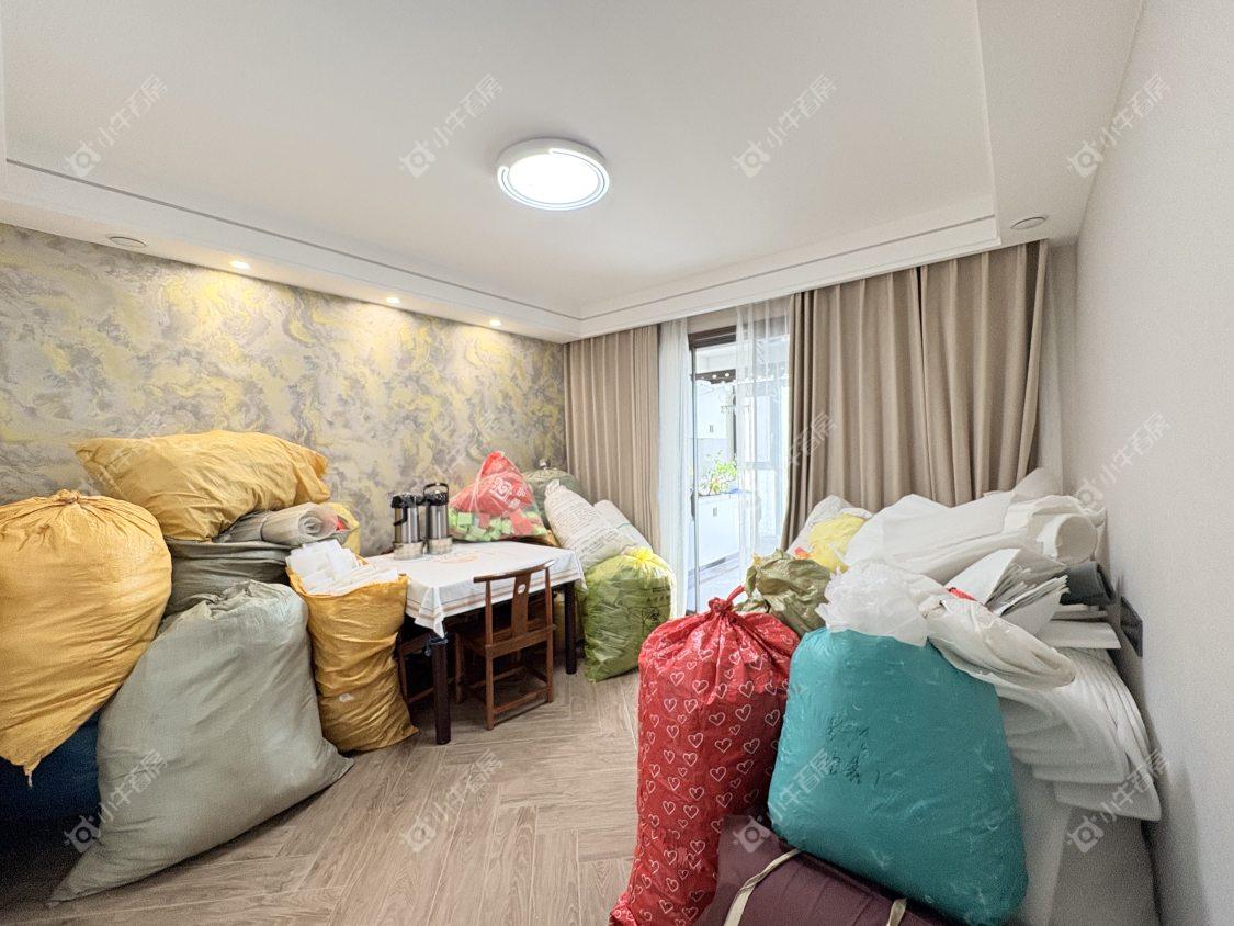 镇江恒大城在售二手房源室内图_小牛看房