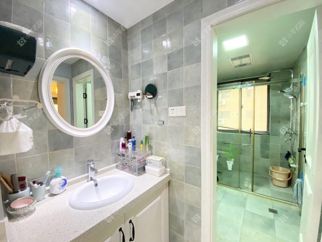 镇江华都锦城在售二手房源室内图_小牛看房