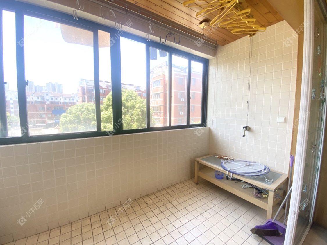 镇江欧洲城在售二手房源室内图_小牛看房