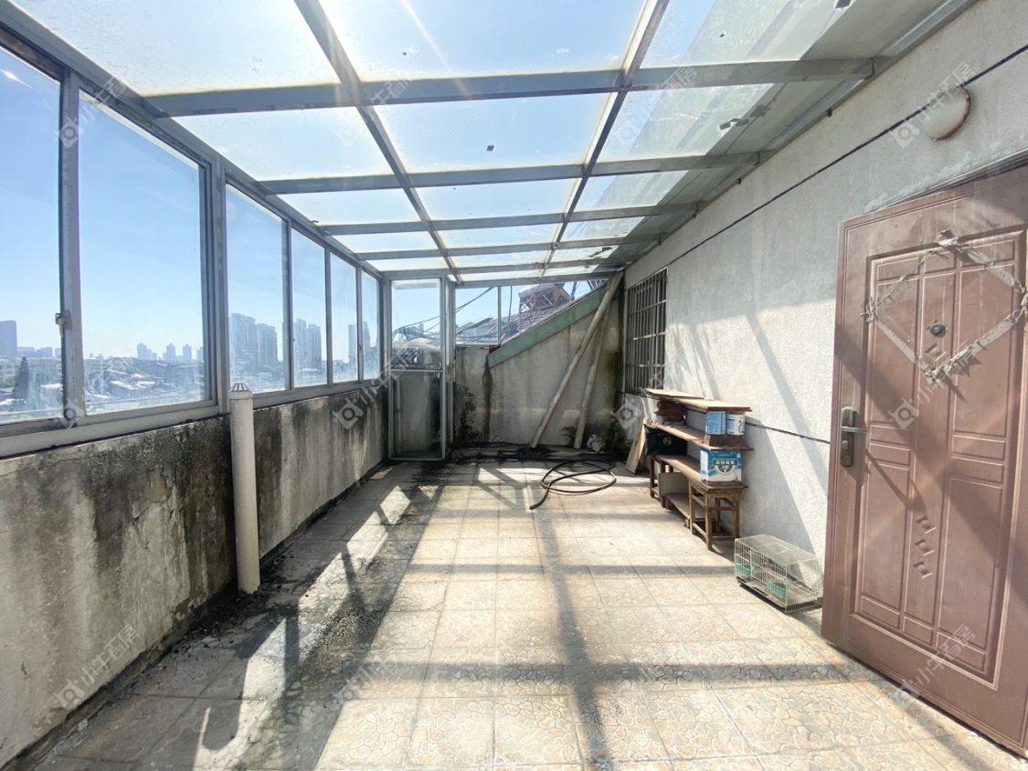 镇江金香花园在售二手房源室内图_小牛看房