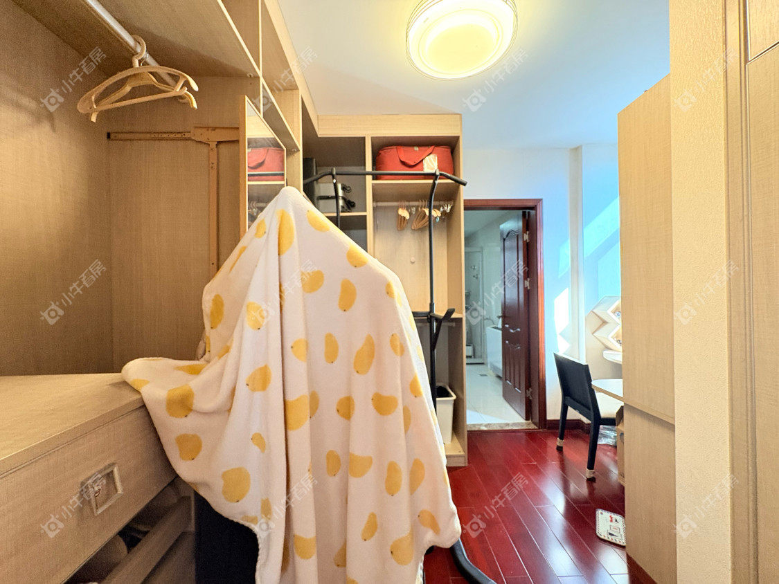 镇江天波城在售二手房源室内图_小牛看房