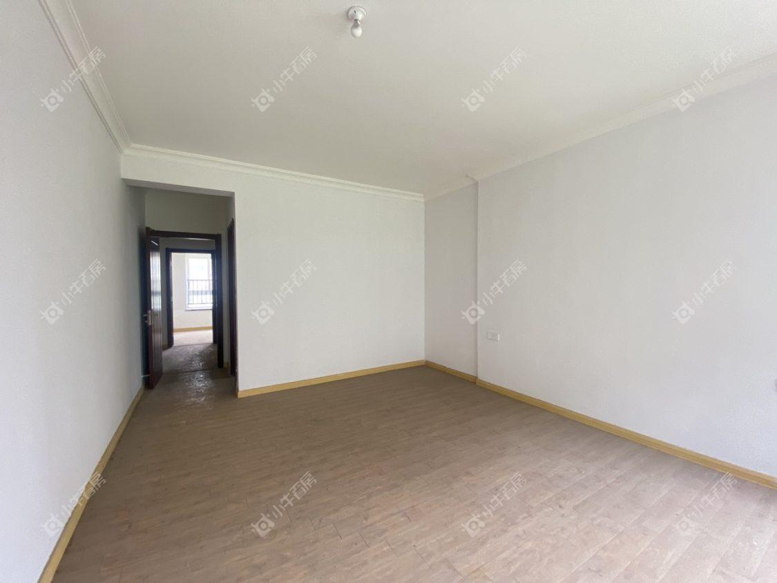 镇江碧桂园在售二手房源室内图_小牛看房