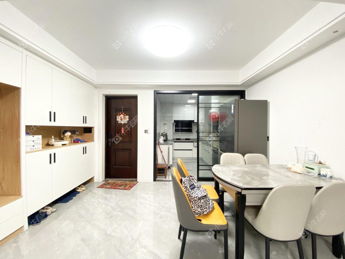 镇江凤凰郡在售二手房源室内图_小牛看房