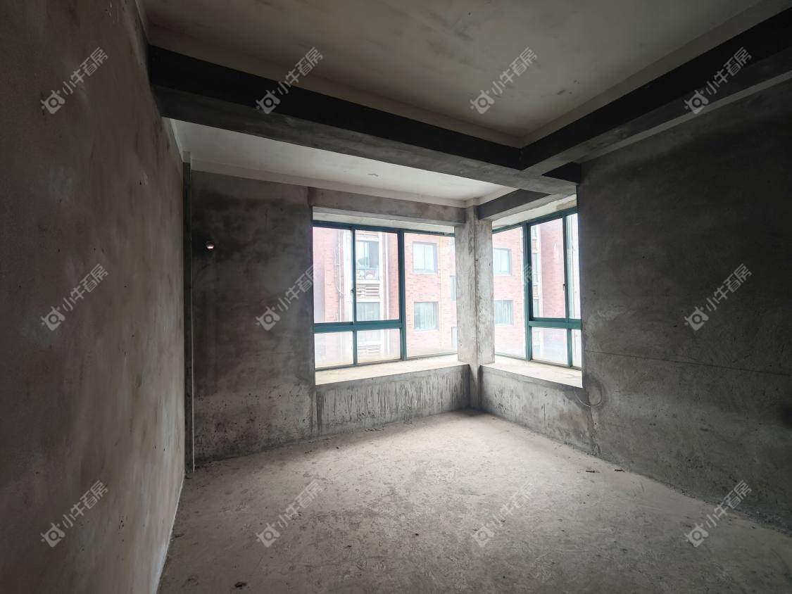 镇江芳草苑在售二手房源室内图_小牛看房