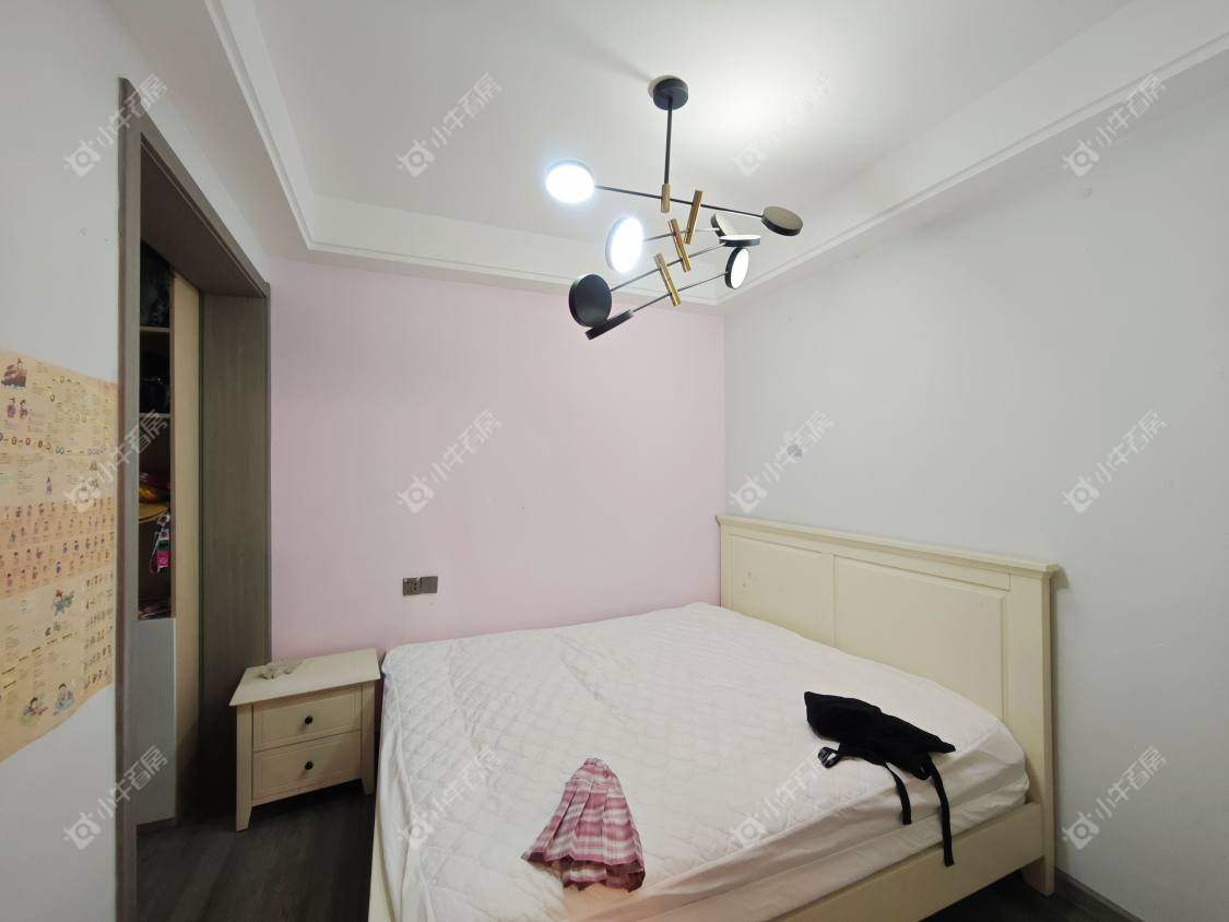 镇江信达香堤国际在售二手房源室内图_小牛看房