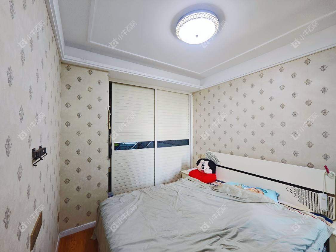 镇江南门花园在售二手房源室内图_小牛看房