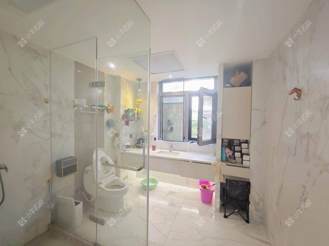 镇江丹凤国际在售二手房源室内图_小牛看房