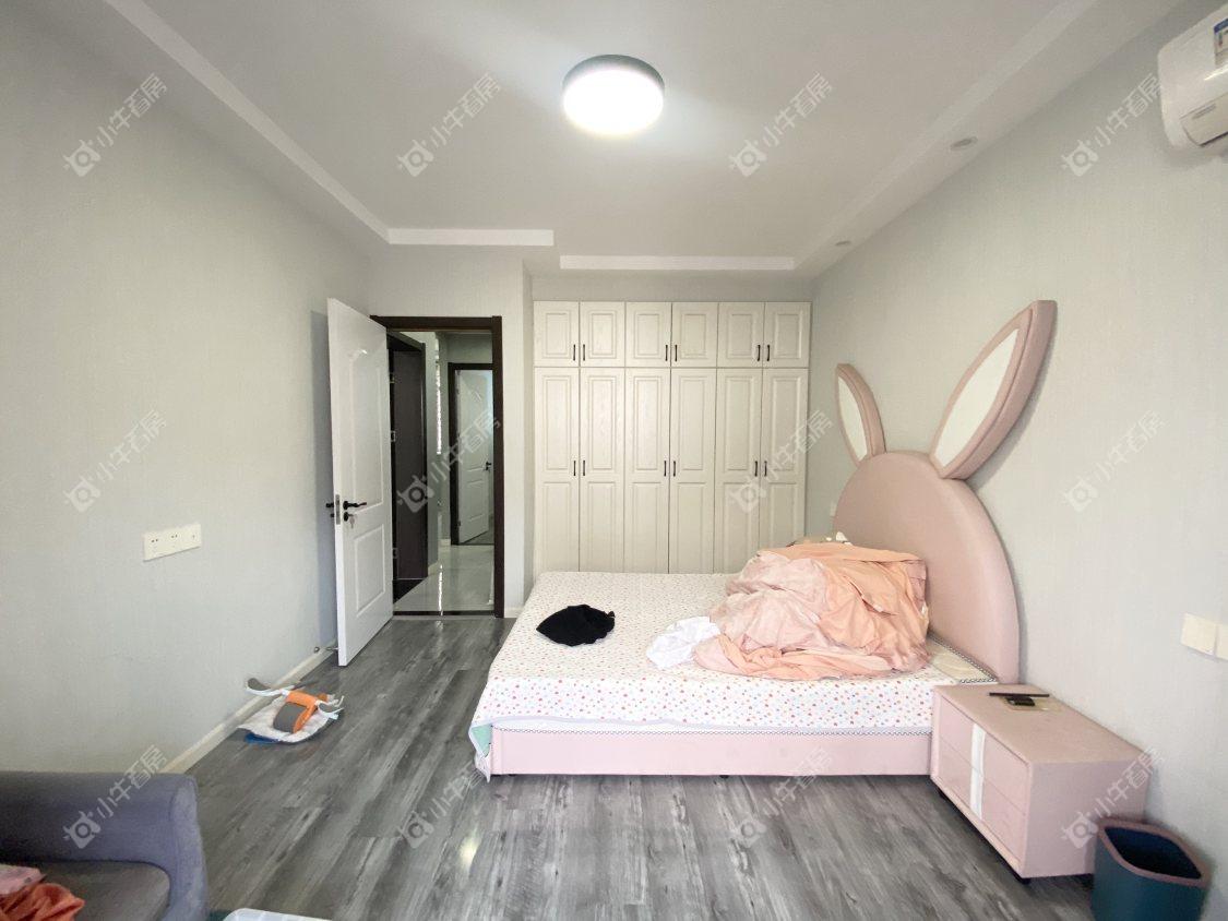 镇江香草新村在售二手房源室内图_小牛看房