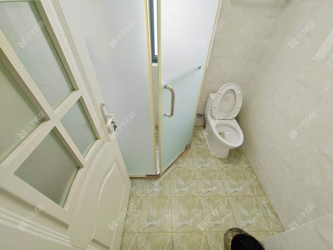 镇江荣城国际一期在售二手房源室内图_小牛看房