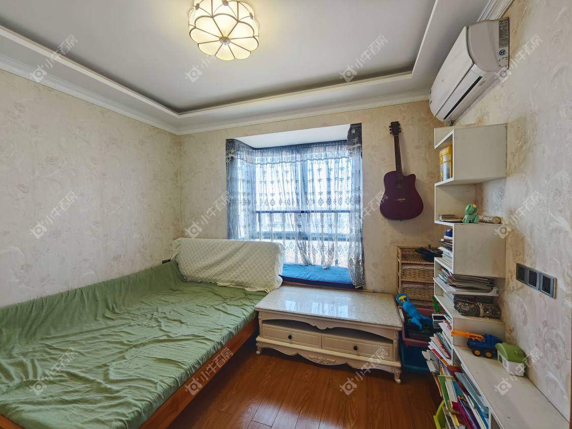 镇江金凤凰在售二手房源室内图_小牛看房