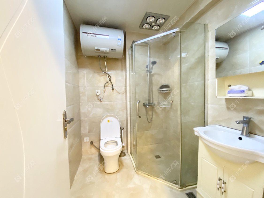 镇江凤翔花园在售二手房源室内图_小牛看房