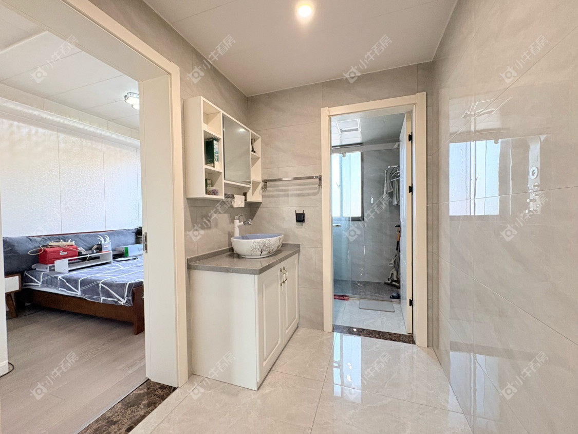 镇江凤凰郡在售二手房源室内图_小牛看房